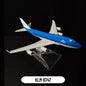 Metal Aircraft Replica Emirates Airlines A380 B777 Airplane Diecast Model Aviation Plane Collectible Toys for Boys
