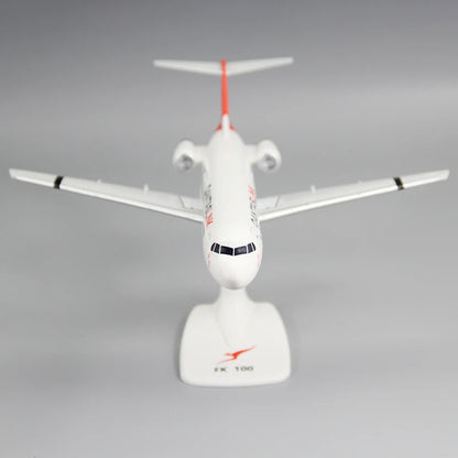 2025 New 1:100 Scale Fokker FK-100 QANTAS Airlines Airplane Model Toy Aircraft Plane With Stand Collection Display GIfts Fans