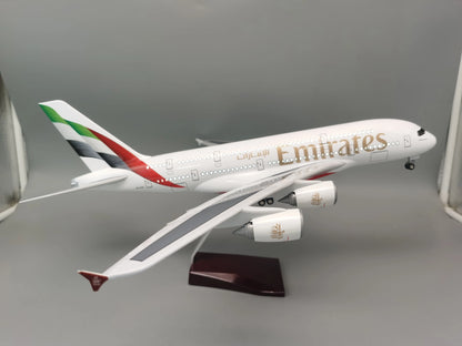 DieCast Toy Plastic Resin Model 47cm Airplane Model 1/160 Scale A380 New Emirates Airline Aircraft with Light & wheels Collectib