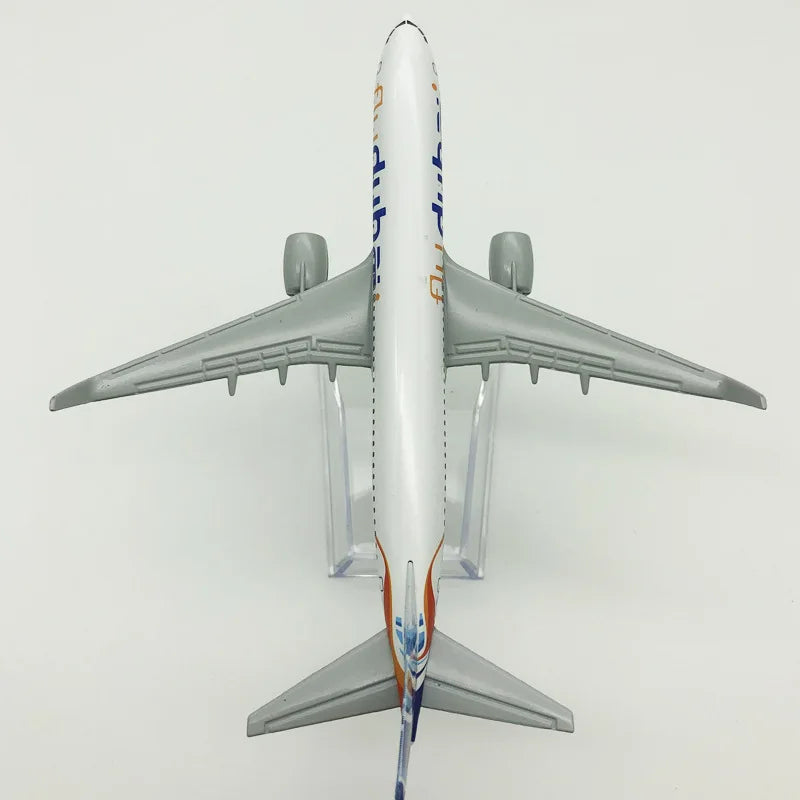 B737 Dubai Airline Alloy Aircraft Model 16cm Simulation Airliner Static Display with Stand