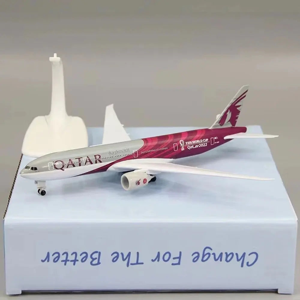 20cm Alloy Metal AIR QATAR Airways Boeing 777 B777 Airplane Model Diecast Air Plane Model Aircraft Wheels Landing Gears Aircraft
