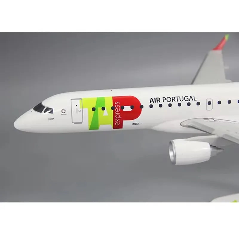 E-195 Tap Portugal Airlines 1/100 Scale Airplane Abs Assembly Model Airplane Toy Building Block Decoration Gift