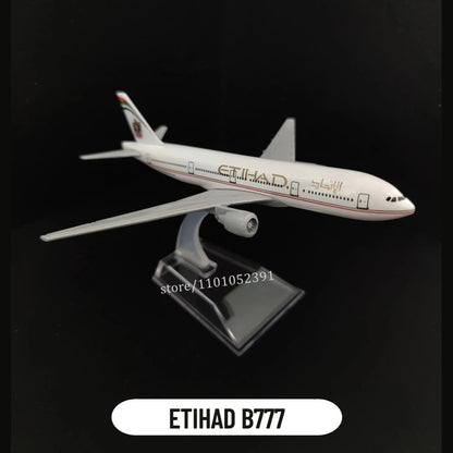 Metal Aircraft Replica Emirates Airlines A380 B777 Airplane Diecast Model Aviation Plane Collectible Toys for Boys