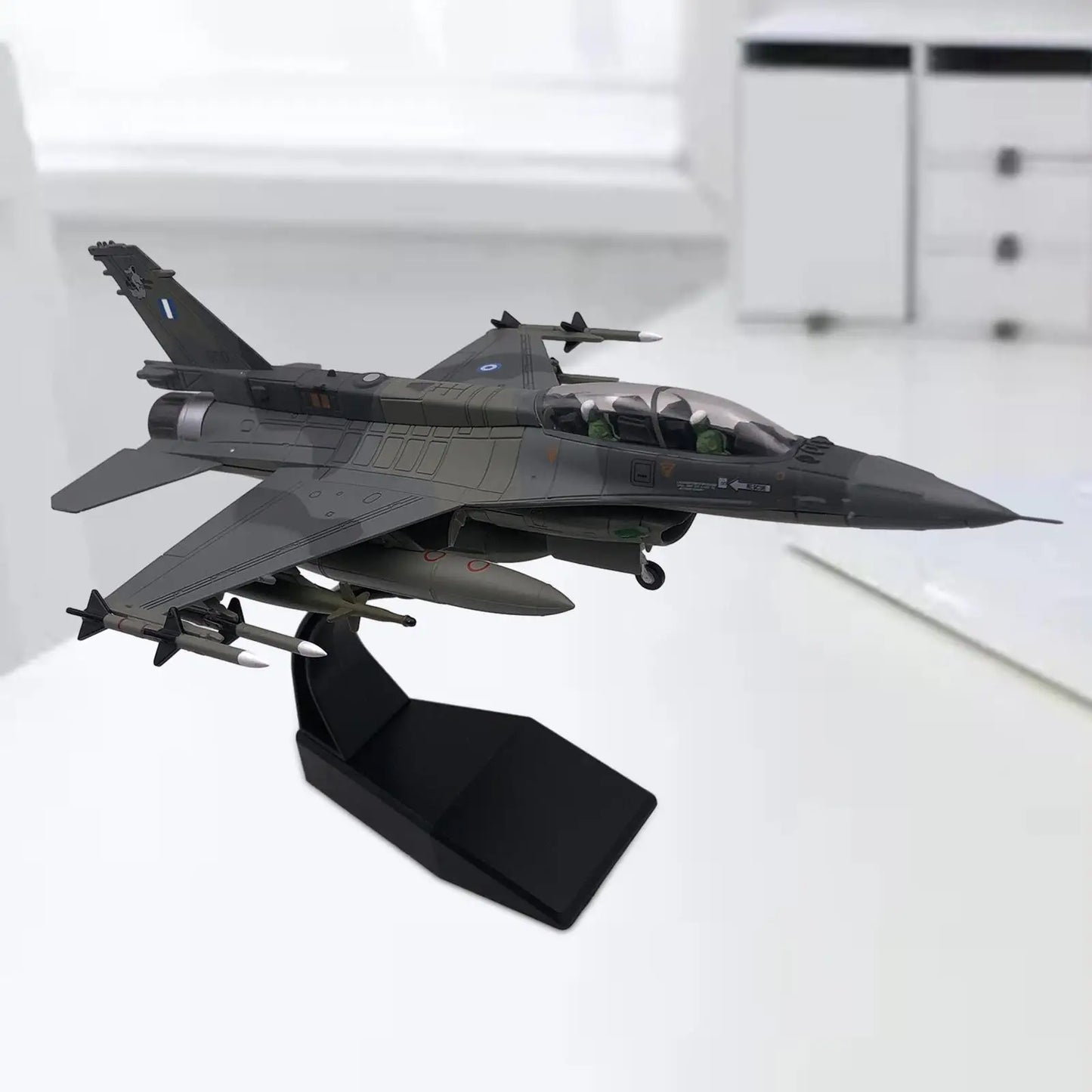 1:72 F16 Diecast Fighter Model, Retro Plane Model, Stimulated Airplane Collection Model with Display Base for Bedroom