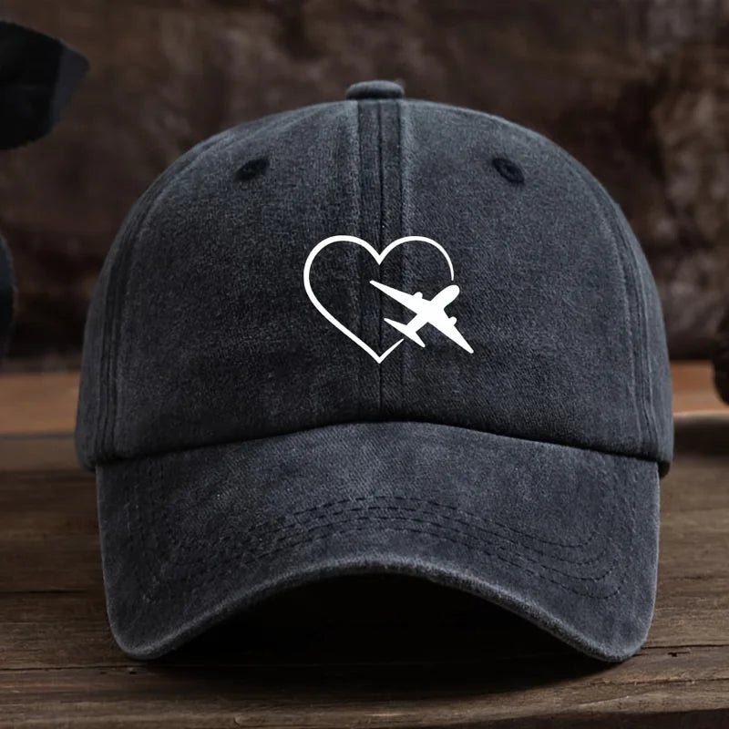 Fashionable unisex baseball cap with fun heart-shaped airplane print