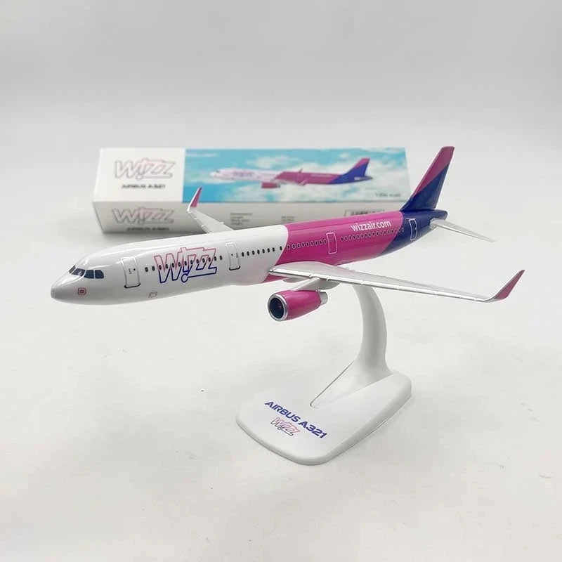 New 20cm Wizz Airbus A321 1/200 Diecast Aircraft Static Plane Kits With Wheels&Base Souvenir Airplane Collected Gift By Aviation
