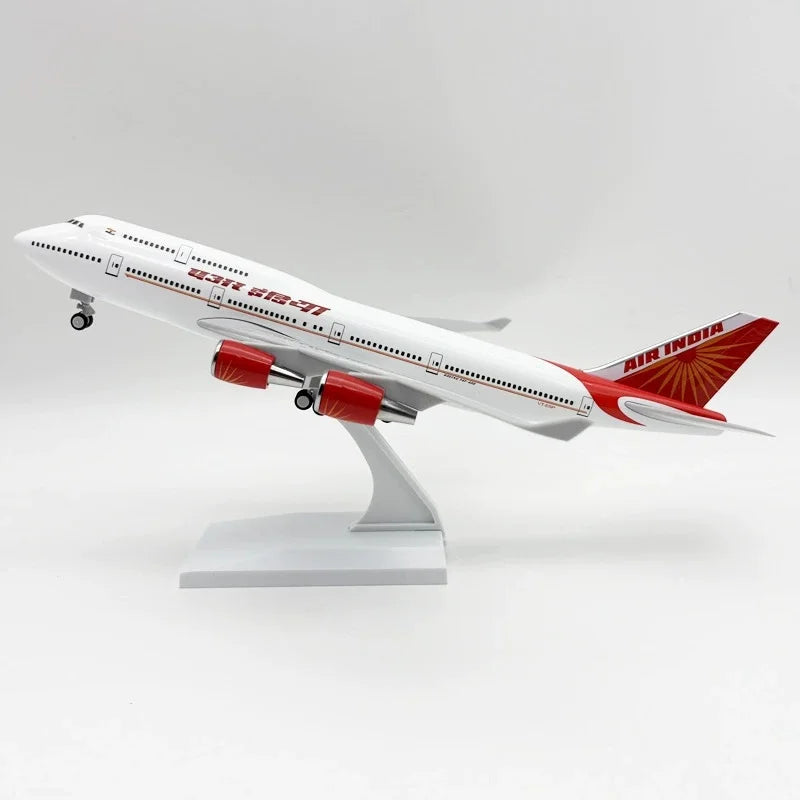 Display toy planes for kids 30cm India Airlines B747 Airplane Model Diecast Resin 1/250 Scale Planes Toy For Children