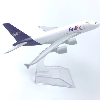 16CM A380 Series airplane kit Alloy Metal Diecast Airplanes Toy Airbus 380 plane model for Collection Gift