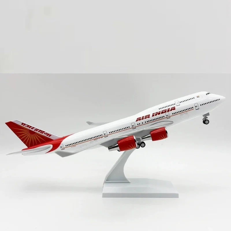 Display toy planes for kids 30cm India Airlines B747 Airplane Model Diecast Resin 1/250 Scale Planes Toy For Children