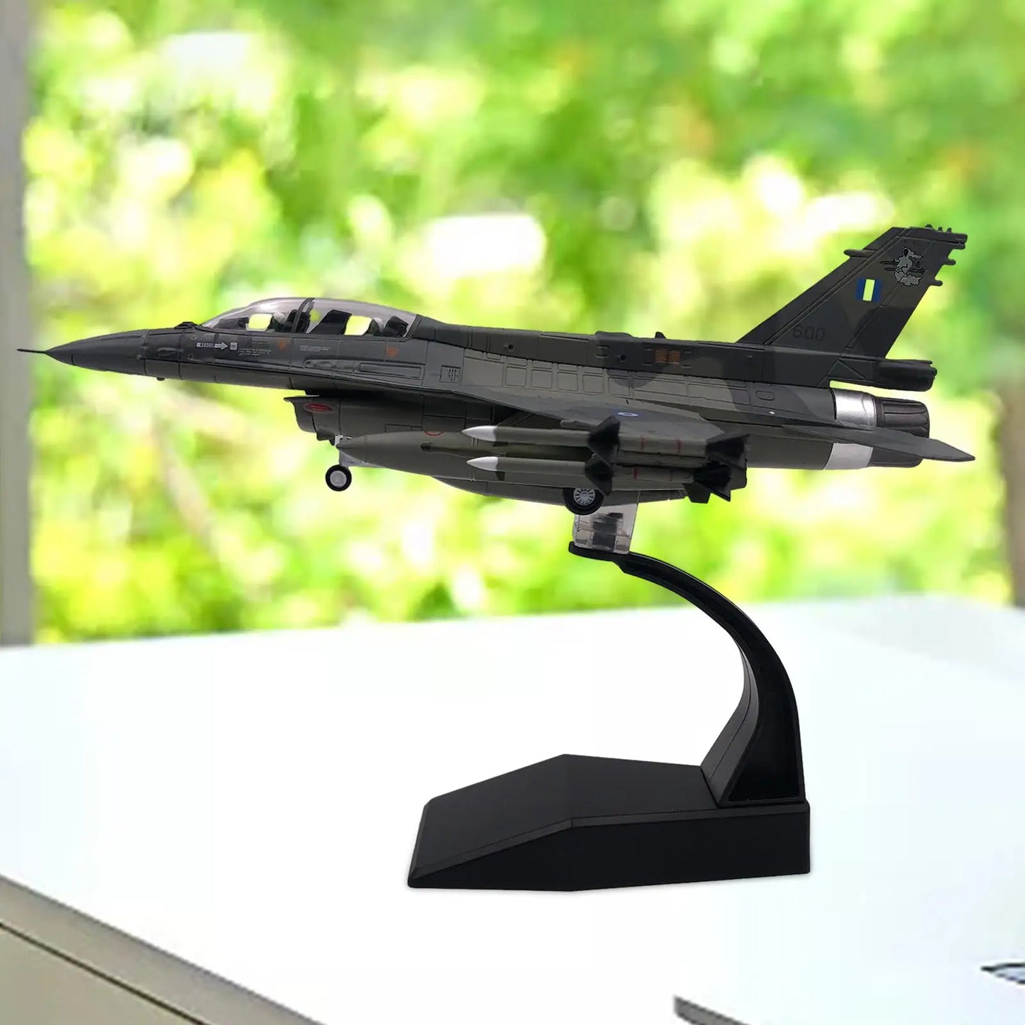 1:72 F16 Diecast Fighter Model, Retro Plane Model, Stimulated Airplane Collection Model with Display Base for Bedroom