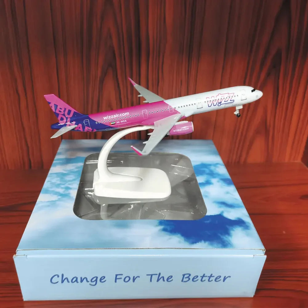 New 20cm Wizz Airbus A321 1/200 Diecast Aircraft Static Plane Kits With Wheels&Base Souvenir Airplane Collected Gift By Aviation