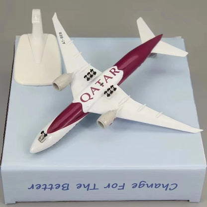 20CM Alloy Metal AIR QATAR Airways Boeing 777 Airplane Model Diecast Air Plane Model Aircraft w Wheels Landing Gears Gift