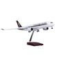 47cm airplane toy Scale 1/142 Singapore A350 Simulation Civil Airways Aircraft Model Collection Gift With Wheeled Light Children