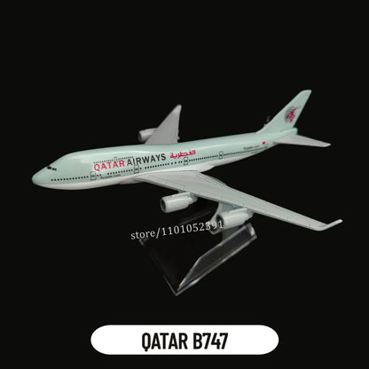 Metal Aircraft Replica Emirates Airlines A380 B777 Airplane Diecast Model Aviation Plane Collectible Toys for Boys
