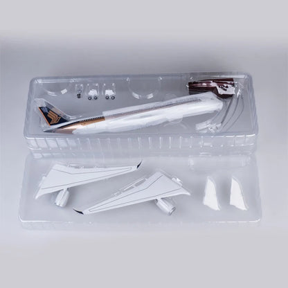 47cm airplane toy Scale 1/142 Singapore A350 Simulation Civil Airways Aircraft Model Collection Gift With Wheeled Light Children