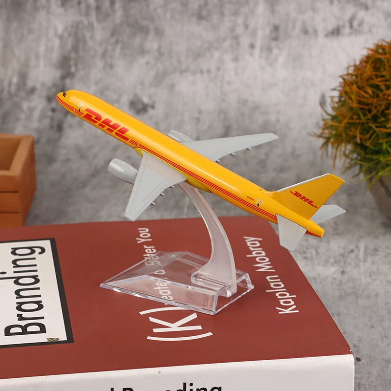 Aviation Replica 16CM 1:400 Scale DHL Freight Machine; Yellow High-Quality Metal Alloy Airplane Model.