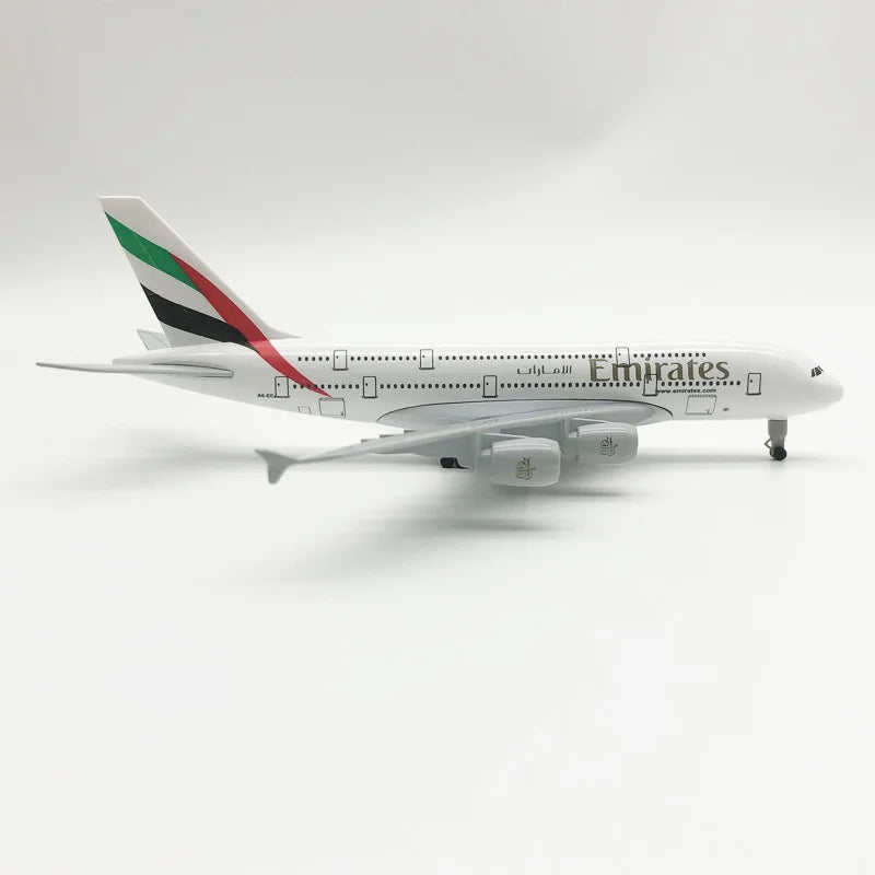 Airplane Airbus A380 20CM Alloy Aircraft Model Emirates Airbus A380 Resin Airplane Model Gift Toy plane For Children