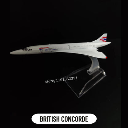 Metal Aircraft Replica Emirates Airlines A380 B777 Airplane Diecast Model Aviation Plane Collectible Toys for Boys