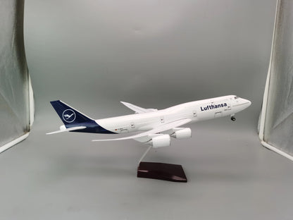 Scale New Lufthansa 747 German 47cm 17 inchs Large Model Diecast Airplane Model Kits with Stand Airlines Model Plane Disp
