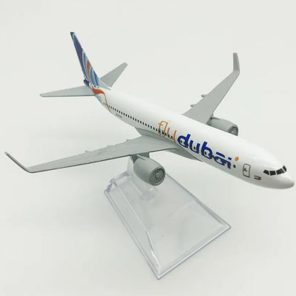 B737 Dubai Airline Alloy Aircraft Model 16cm Simulation Airliner Static Display with Stand