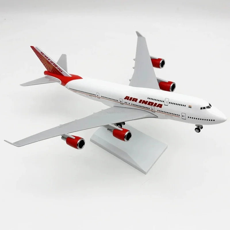 Display toy planes for kids 30cm India Airlines B747 Airplane Model Diecast Resin 1/250 Scale Planes Toy For Children
